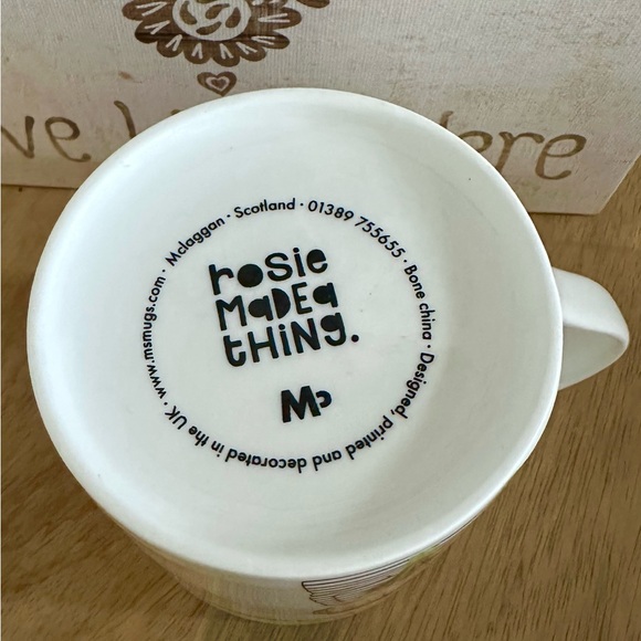 *NEW* ROSIE MADE A THING Bone China Mug ‘Excellent Friend. Would Recommend.’ - Picture 3 of 4